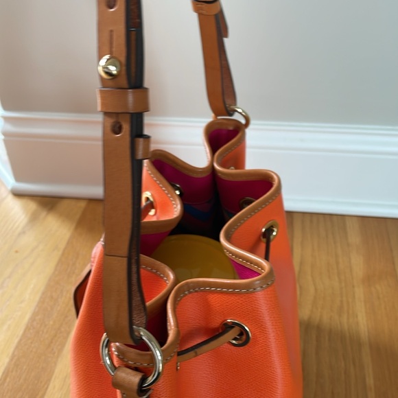 Dooney & Bourke Saffiano Drawstring Shoulder Bag ~ Geranium ❤️ - Picture 9 of 15